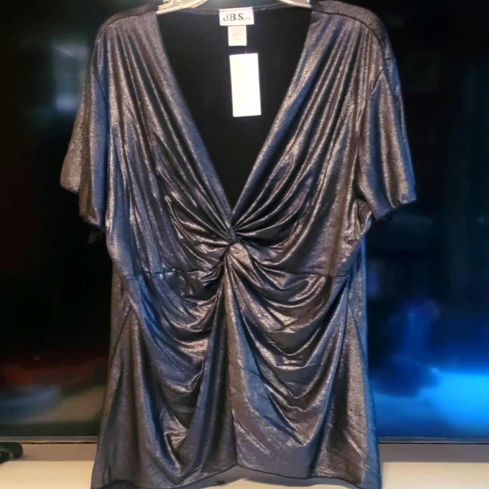 3X Silvery Black Knot Front Top
